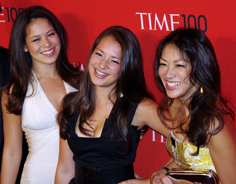 Amy Chua with her two daughters