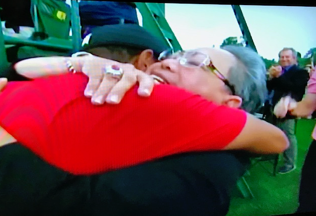Tiger Woods wins his fifth Masters in 2019 and hugs mom, Kultida Woods
