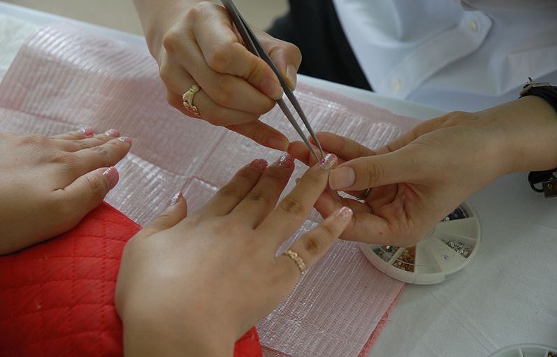 Vietnamese nail salon workers left behind – AsAmNews