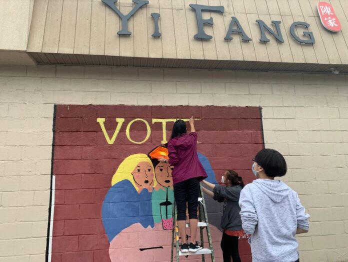Youth paint murals in Georgia to help get out the vote
