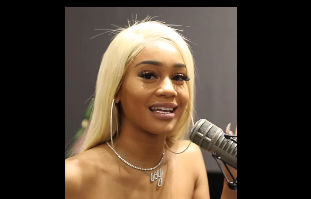 Saweetie throws first pitch at Dodgers game for Filipino Heritage