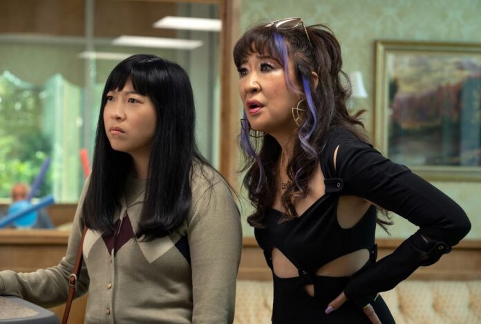 Awkwafina and Sandra Oh in Quiz Lady