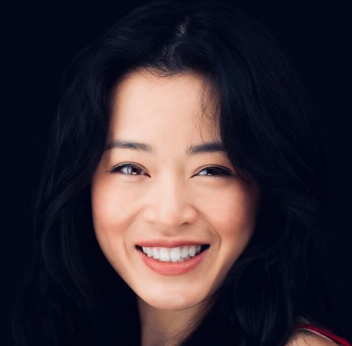 head shot of stage actress Vivian Truong