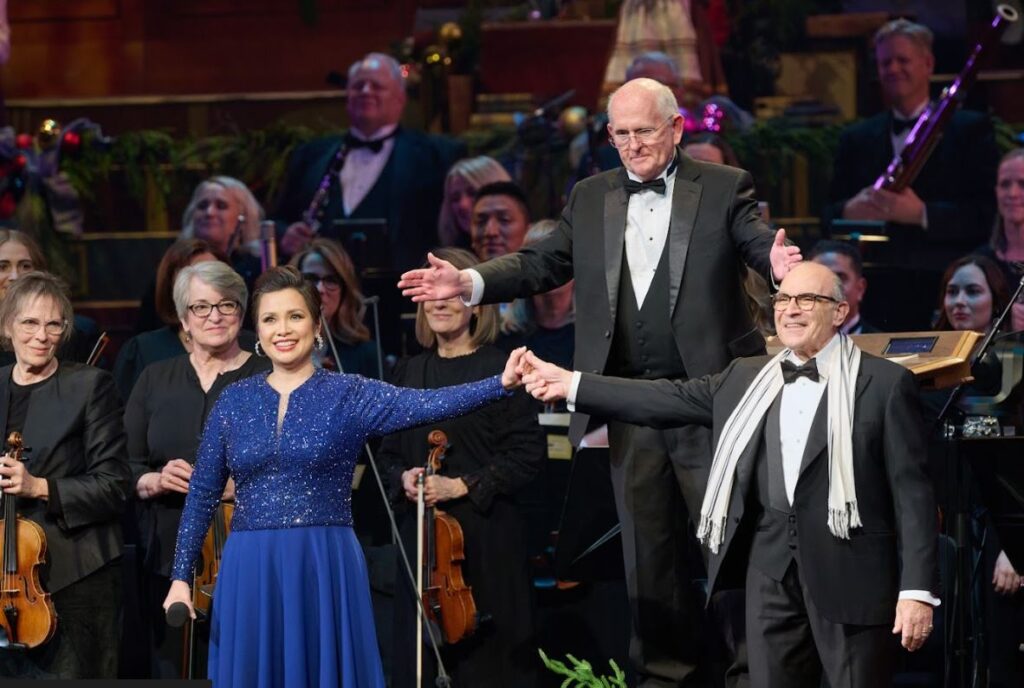 Lea Salonga takes her bows with Sir David Suchet. 