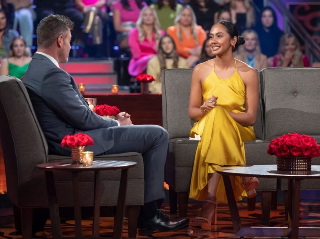 Rachel Nance on the Bachelor with host Jesse Palmer 