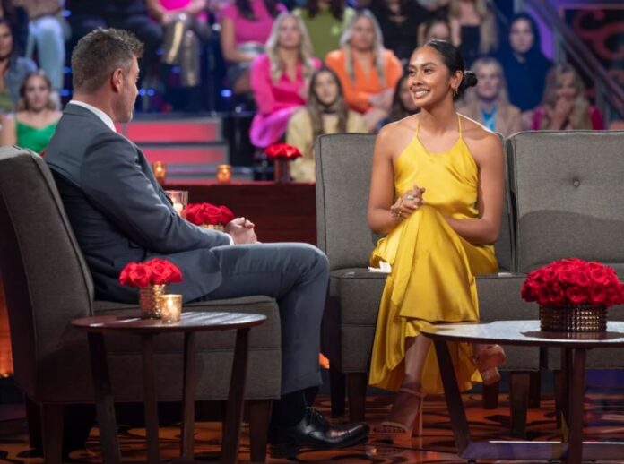 Rachel Nance on the Bachelor with host Jesse Palmer