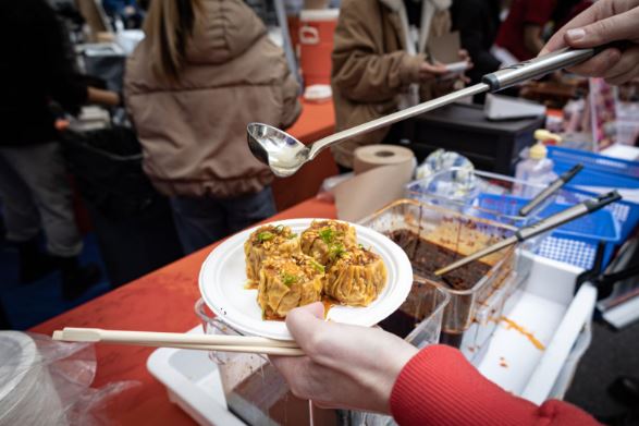 Steamed dumplings from Thai and Chinese fusion food vendor Dumpling N’ Dips at Dragon Fest.  (By Kathy Ou for AsAmNews)