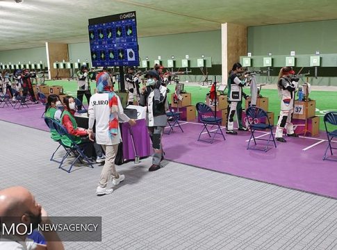 2021 photo from the Tokyo Olympics of 10M air rifle shooting