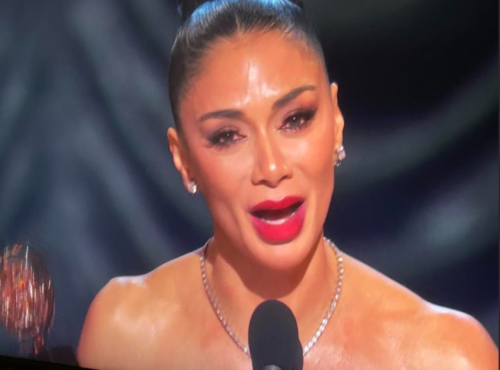 An emotional Nicole Scherzinger gives her acceptance speech at the Tony Awards.